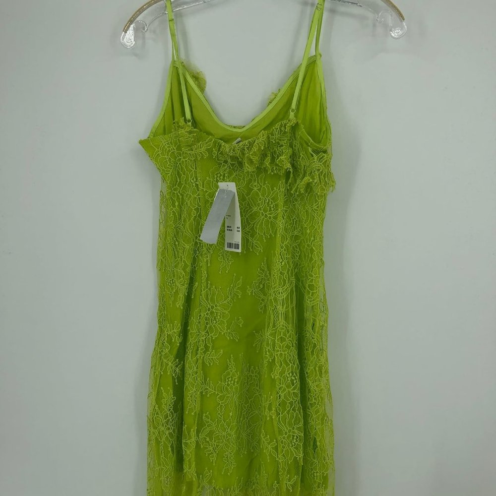 Urban Outfitters Green Sleeveless Maxi Dress | Perfect for Any Occasion - Picture 2 of 7